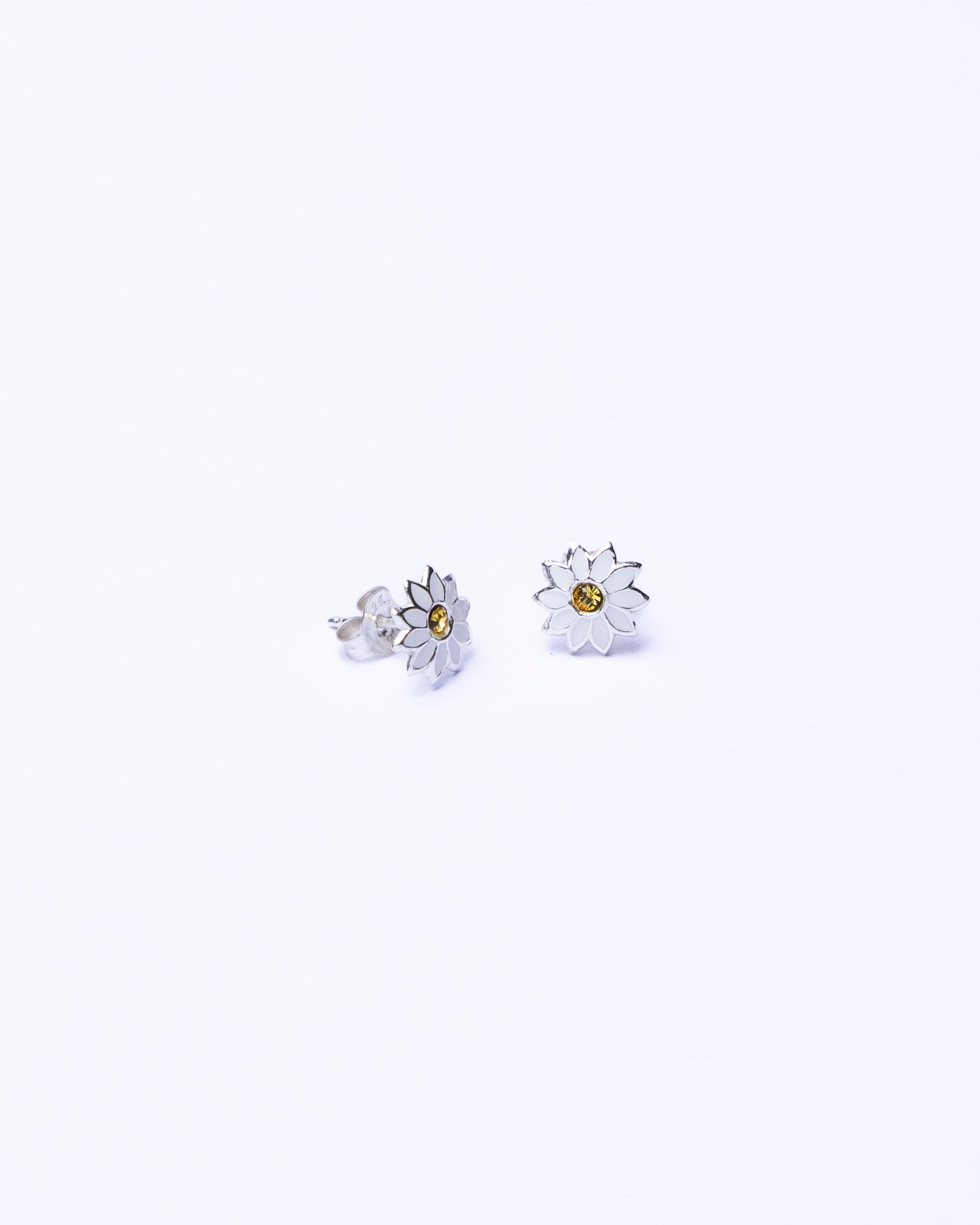 Daisy Studs
