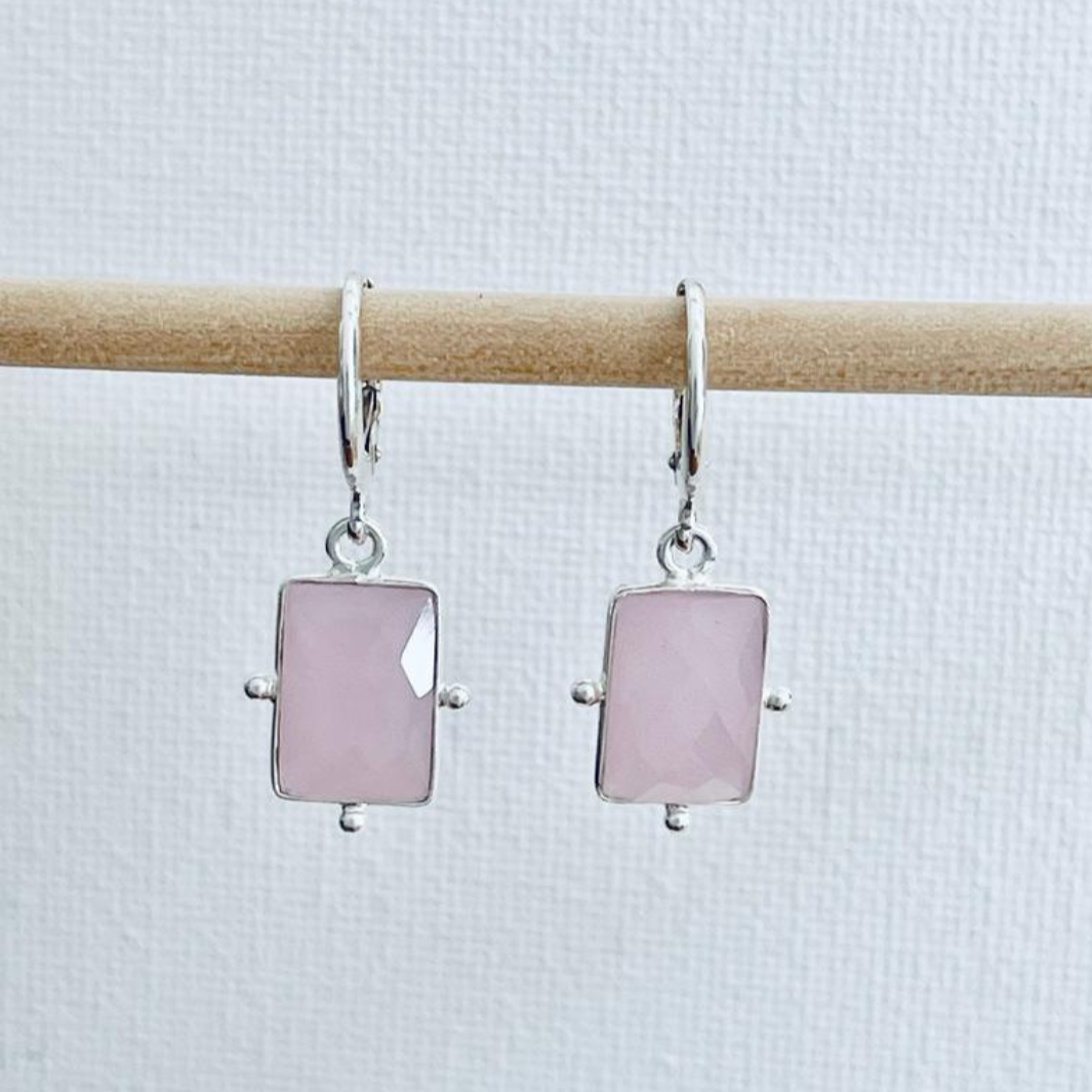 Rhea earrings in sterling Silver and pink calcedony