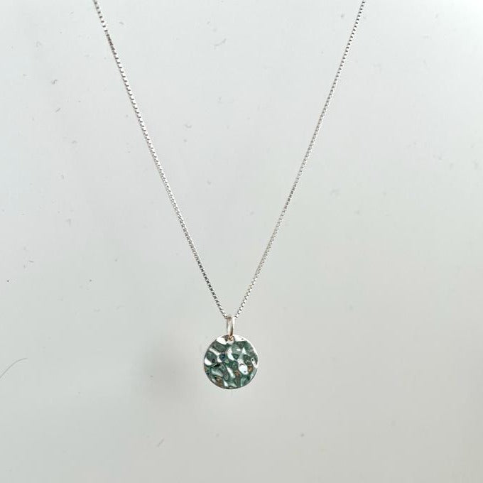 Mini hammered necklace in sterling silver