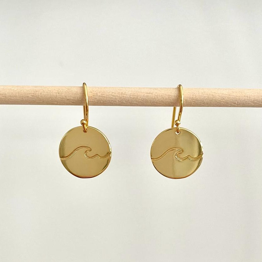 Wave earrings in 18ct gold plated